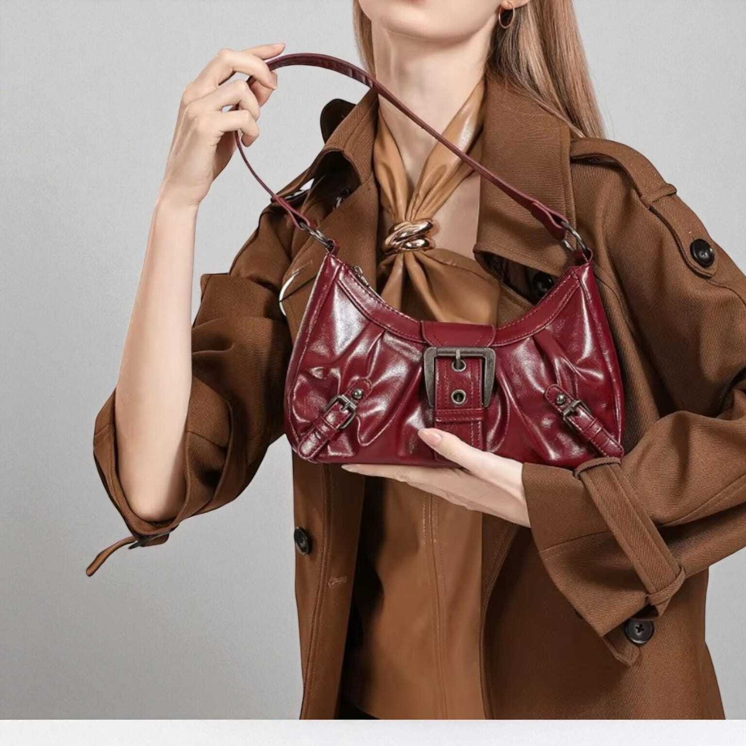 Mini Y2K Vintage Shoulder Bag for Pin Display Mini Y2K Vintage Shoulder Bag for Pin Display