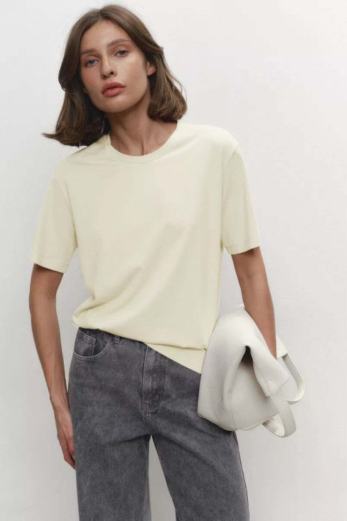 Minimalist Casual Solid Crew Neck T-shirt