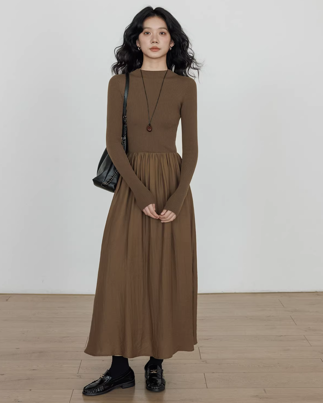 Mock Neck Top Docking Flare Skirt Mock Neck Top Docking Flare Skirt