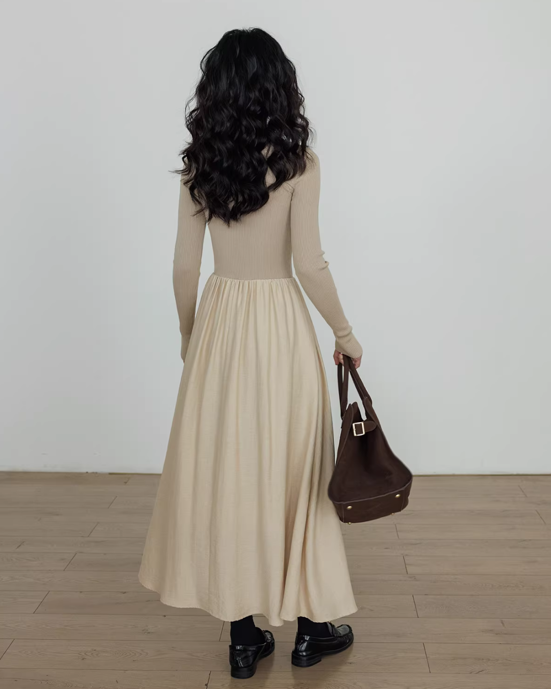 Mock Neck Top Docking Flare Skirt Mock Neck Top Docking Flare Skirt