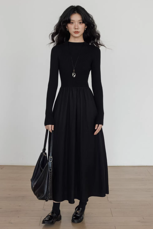 Mock Neck Top Docking Flare Skirt