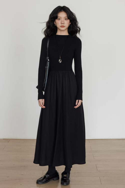 Mock Neck Top Docking Flare Skirt