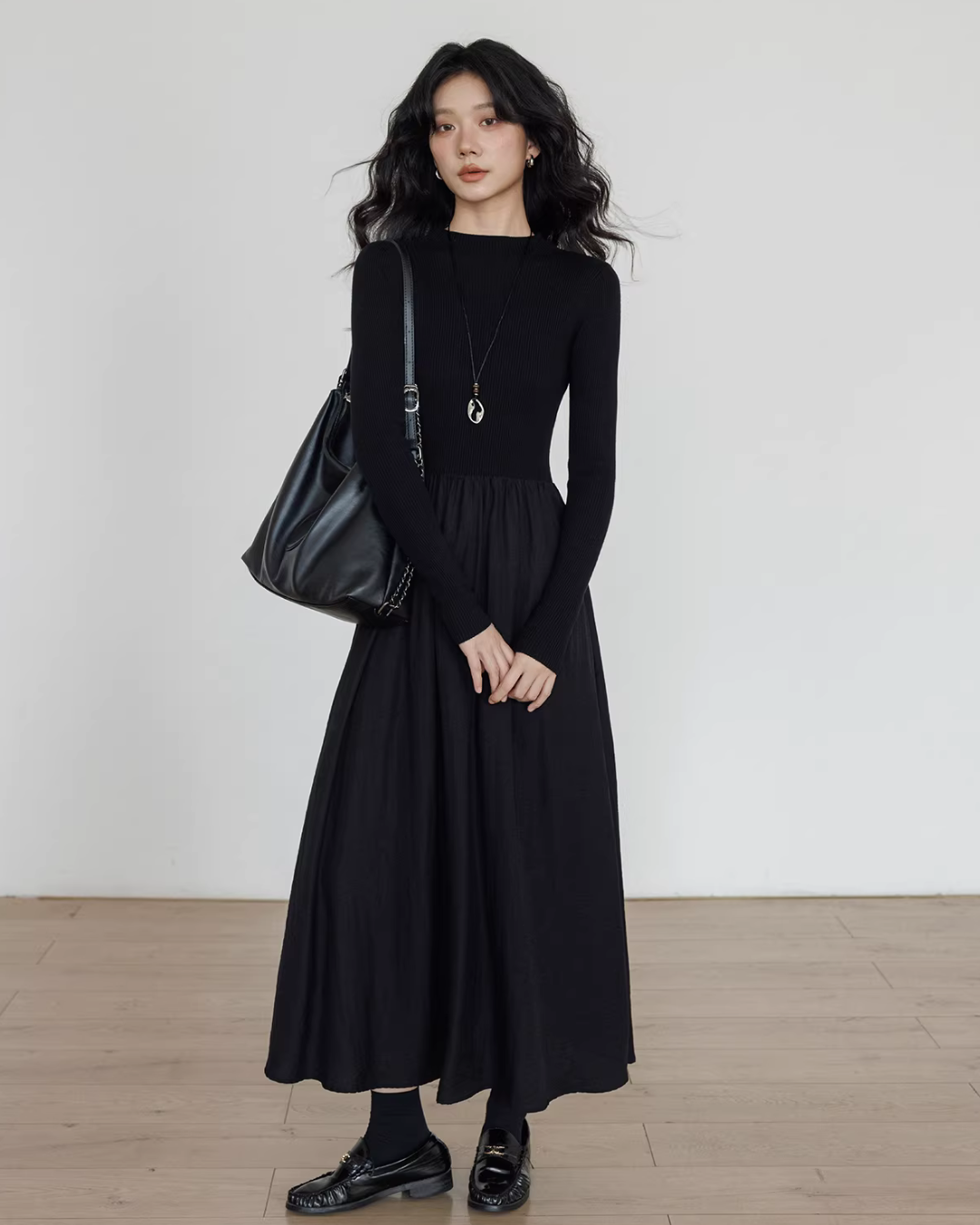 Mock Neck Top Docking Flare Skirt Mock Neck Top Docking Flare Skirt