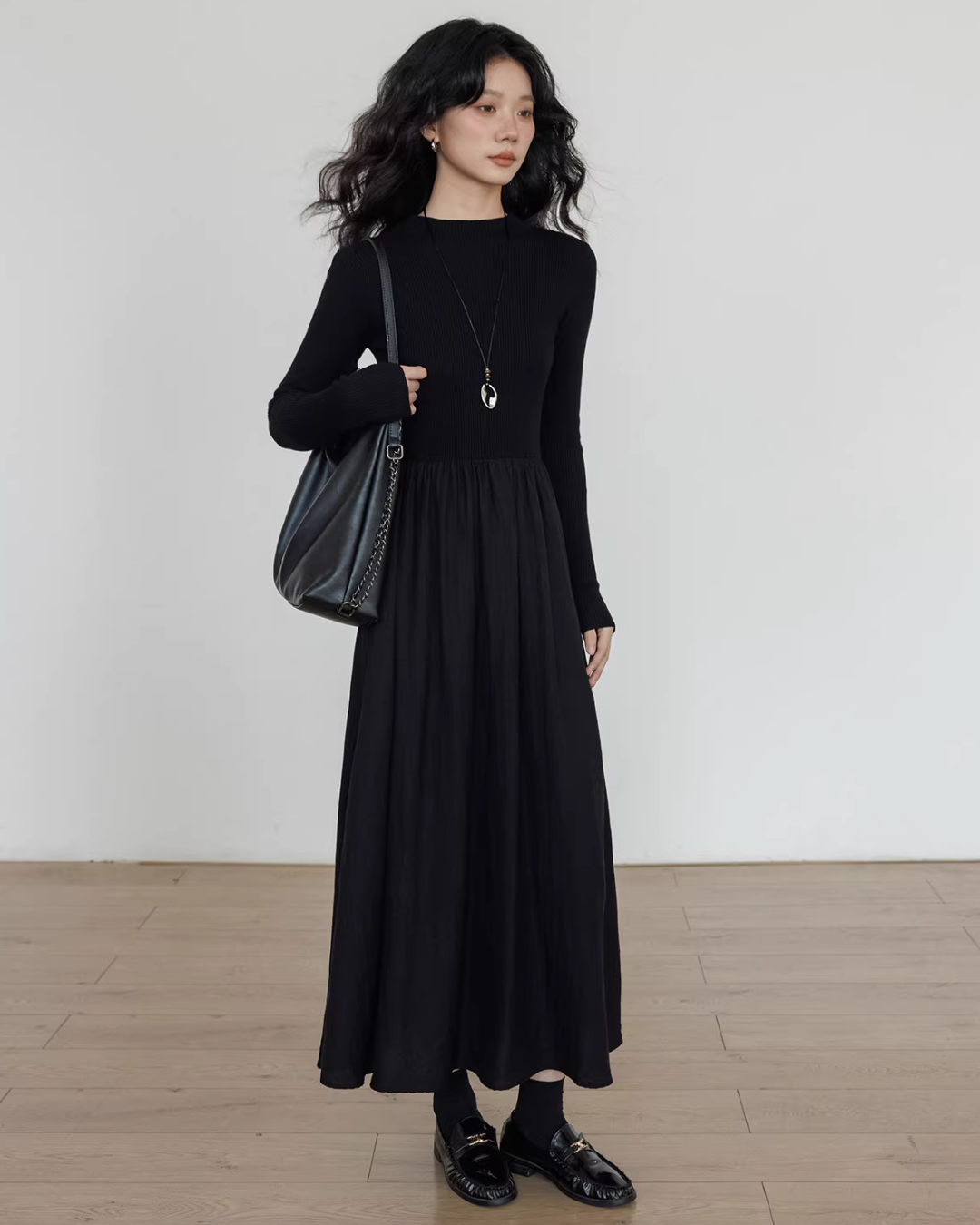 Mock Neck Top Docking Flare Skirt Mock Neck Top Docking Flare Skirt