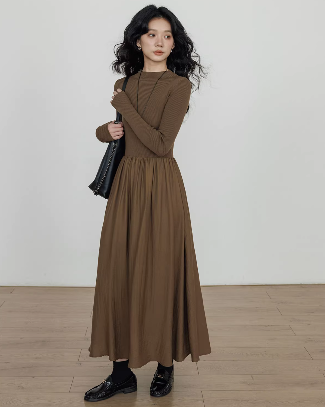 Mock Neck Top Docking Flare Skirt Mock Neck Top Docking Flare Skirt