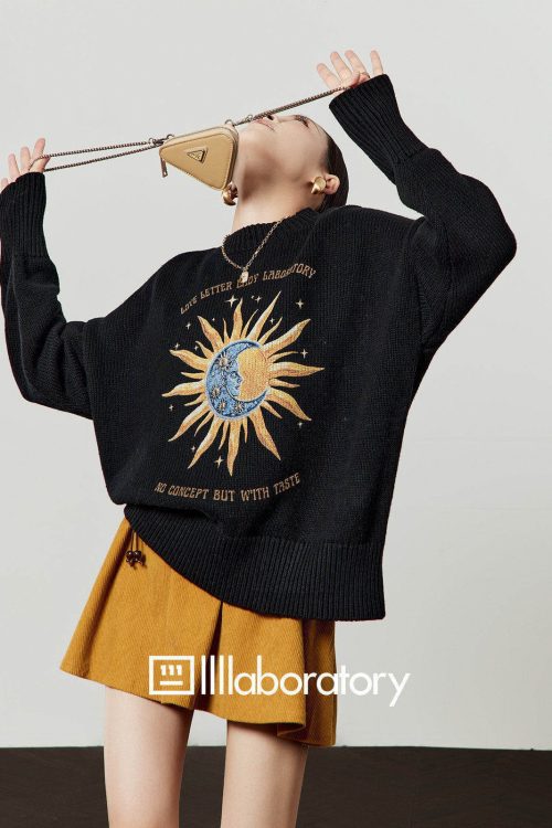 Moon Sun Knit Top / Pleated Mini Skirt