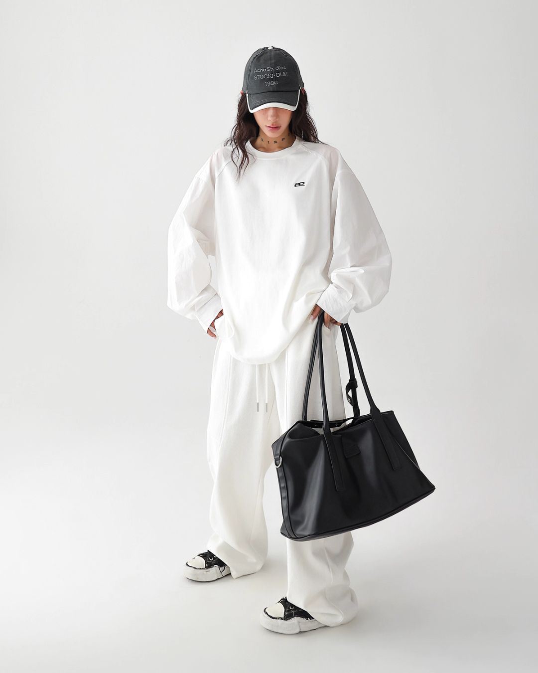 One Point Logo Big Silhouette T-Shirt One Point Logo Big Silhouette T-Shirt