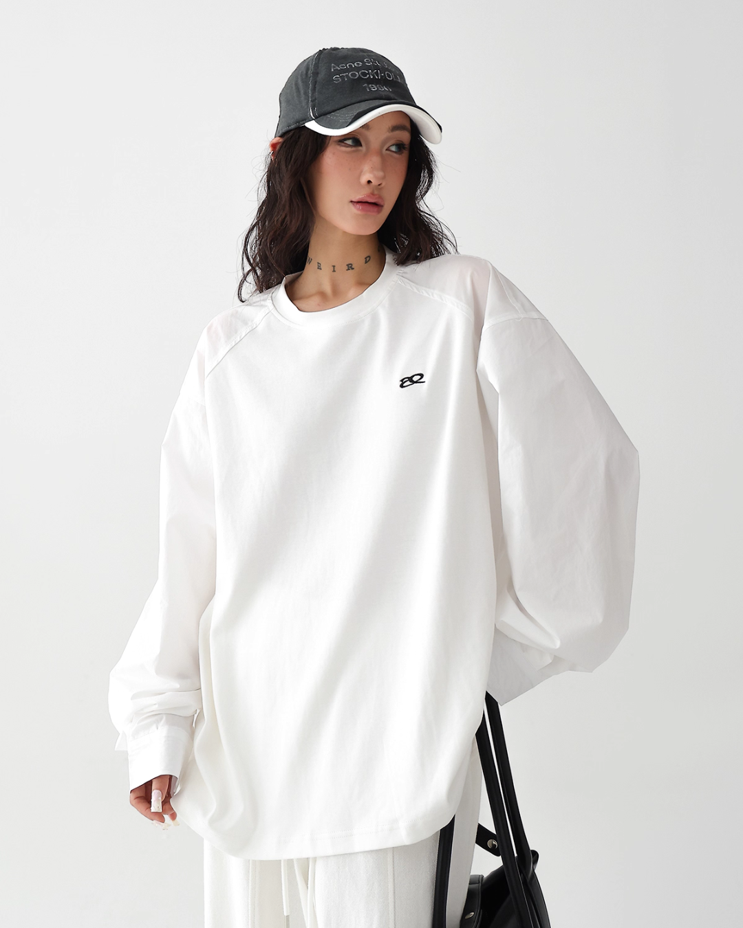 One Point Logo Big Silhouette T-Shirt One Point Logo Big Silhouette T-Shirt