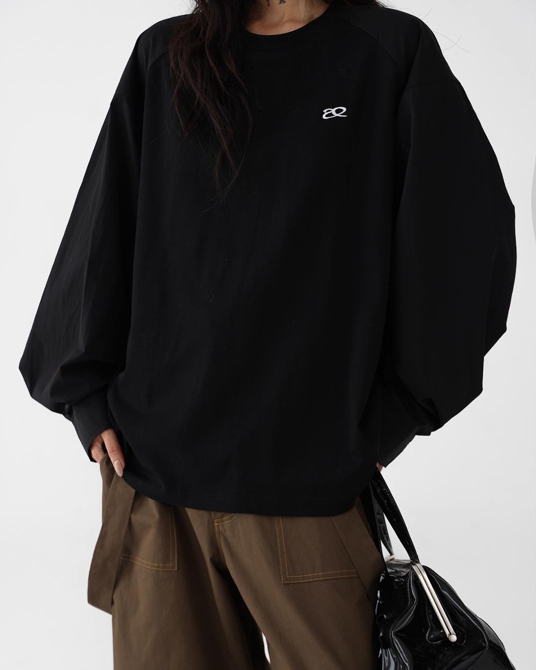 One Point Logo Big Silhouette T-Shirt One Point Logo Big Silhouette T-Shirt