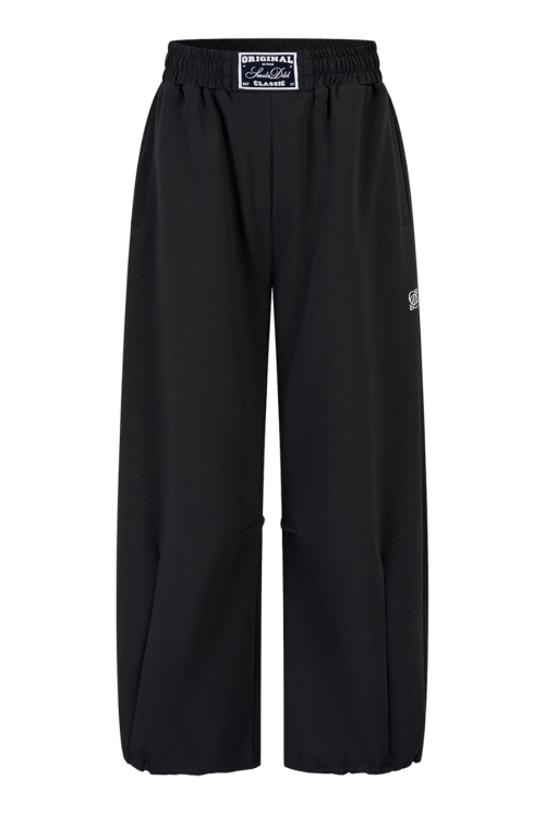 One Point Logo One-Shoulder Top / Wide Pants