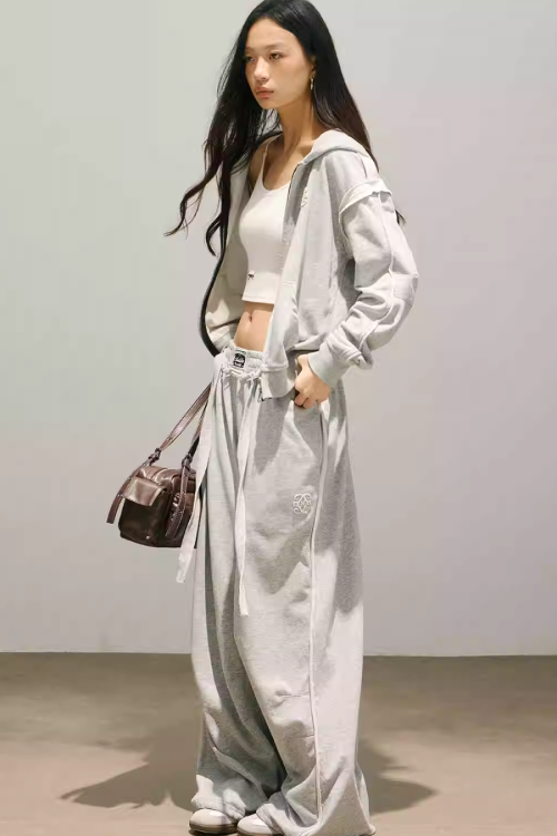 One Point Logo Zip Hoodie / Sweat Pants