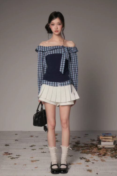 One-Shoulder Long-Sleeve Top