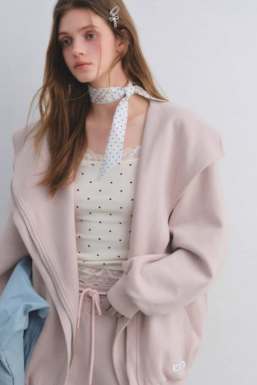 Oversized Collar Zip-Up Hoodie / Flare Sweatpants