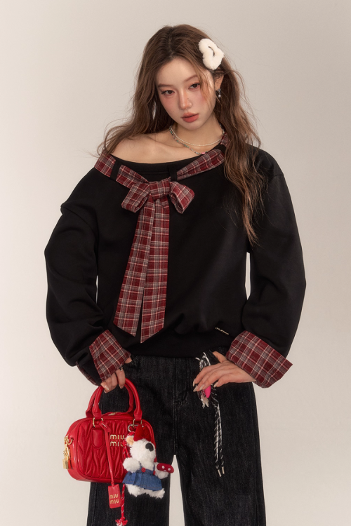 Paid Ribbon One-Shoulder Top