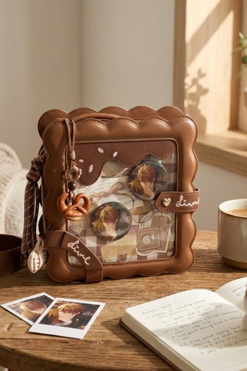 Pastel Kawaii Ita Purse with Clear Window for Photocards and Pins