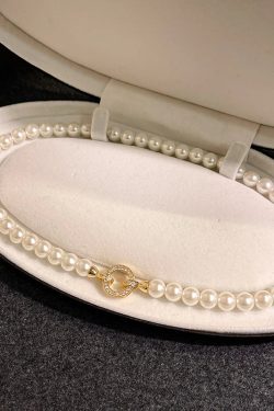 Pearl Ring Clasp Necklace