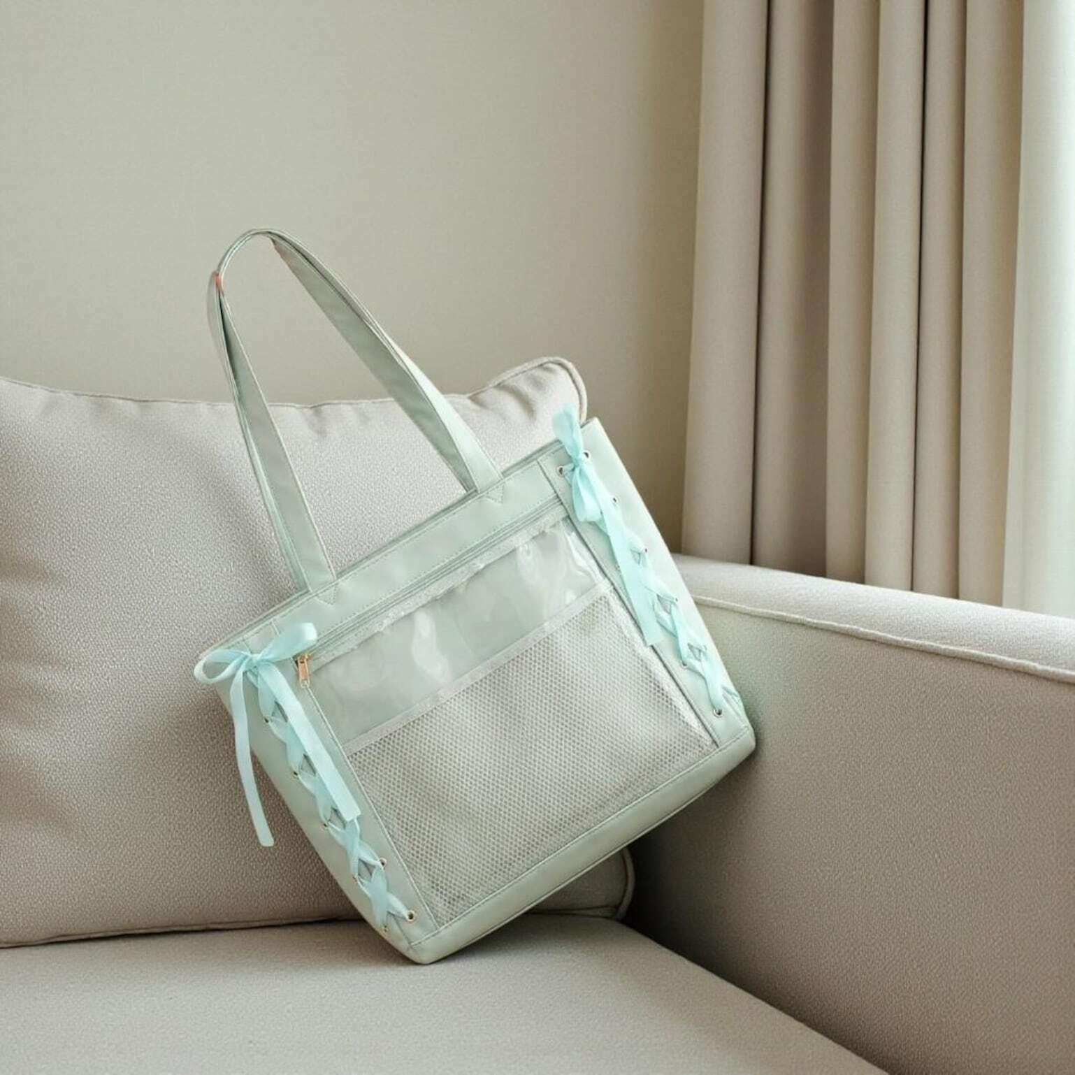 Pink Kawaii Convertible Ita Bag for Pin Display Pink Kawaii Convertible Ita Bag for Pin Display