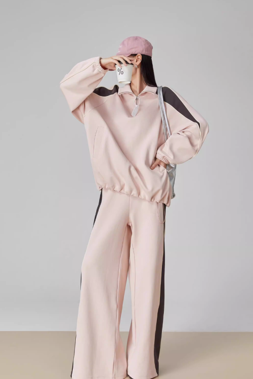 Pink Stand-Collar Sweatshirt / Loose Sweatpants