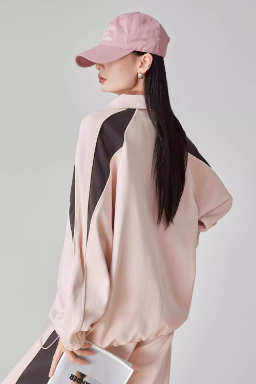 Pink Stand-Collar Sweatshirt / Loose Sweatpants