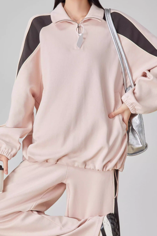 Pink Stand-Collar Sweatshirt / Loose Sweatpants