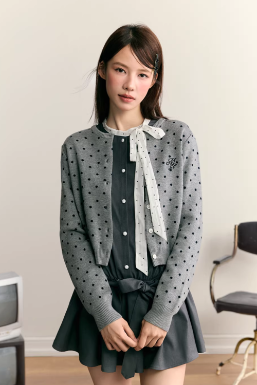 Polka Dot Round Neck Knit