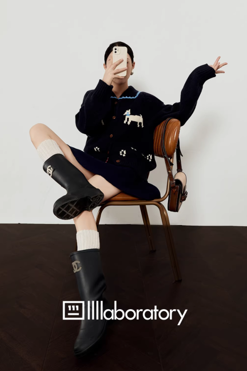 Puppy Jacquard Knit Cardigan / Mini Skirt