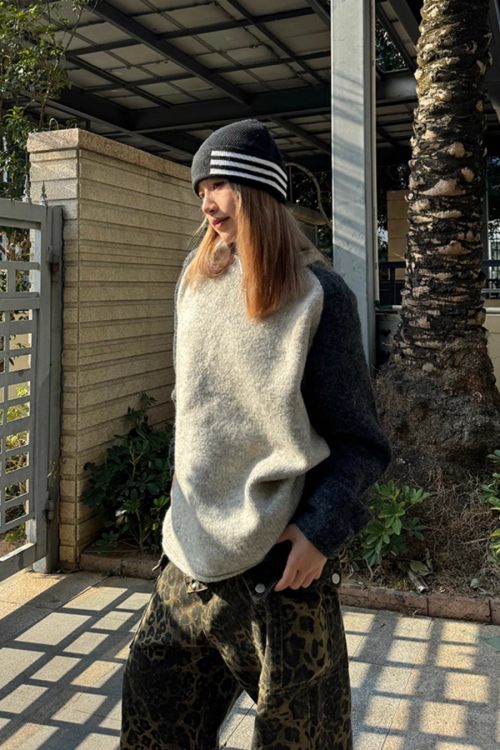 Raglan Sleeve Knit Top