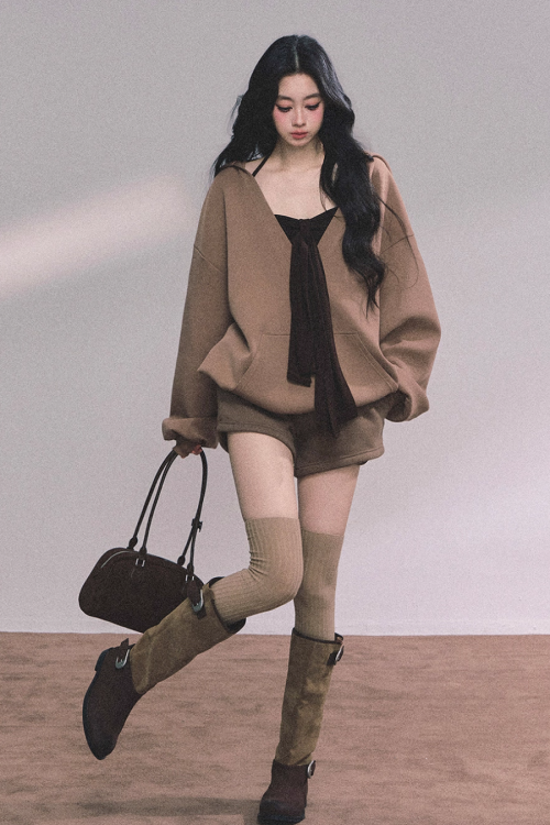 Relax Sweatshirt Hoodie / Shorts