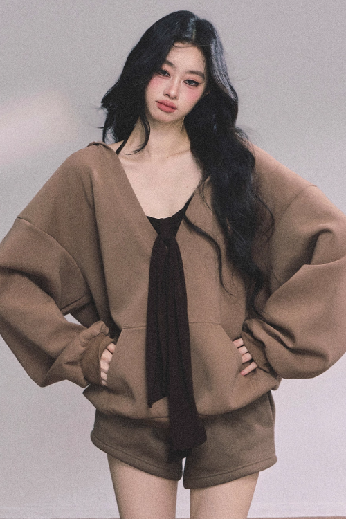 Relax Sweatshirt Hoodie / Shorts