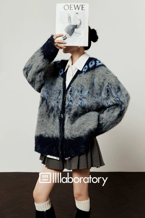 Retro Casual Knit Cardigan / Long Sleeve Shirt / Pleated Skirt