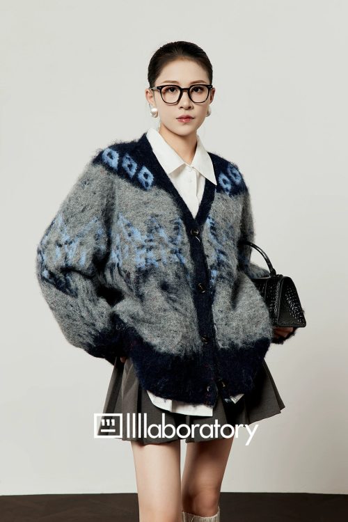 Retro Casual Knit Cardigan / Long Sleeve Shirt / Pleated Skirt