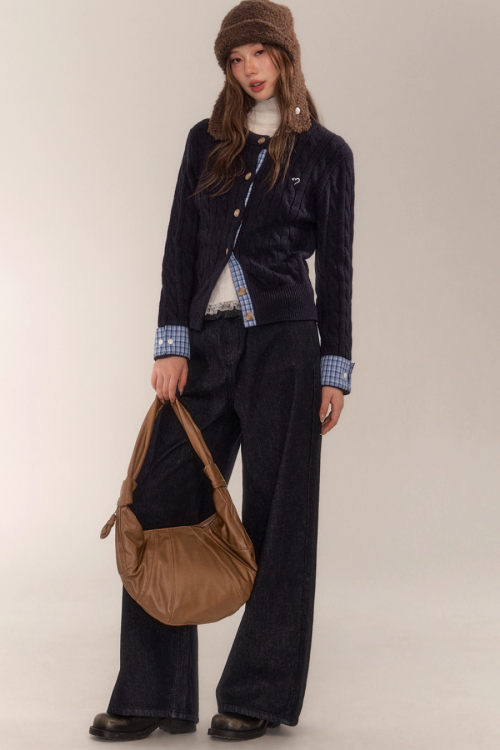 Retro College Short Knit