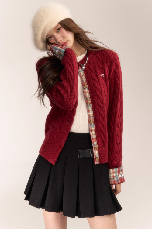 Retro College Short Knit