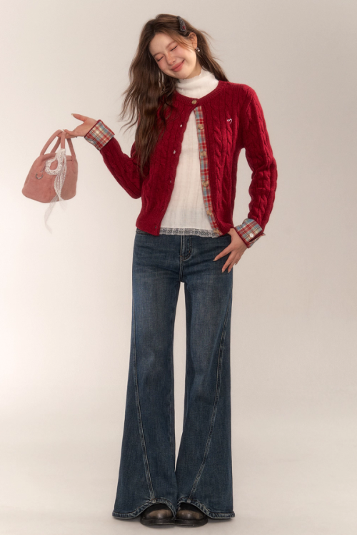 Retro College Short Knit