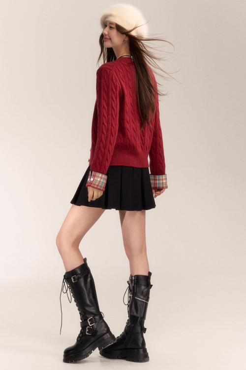 Retro College Short Knit