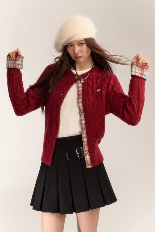 Retro College Short Knit