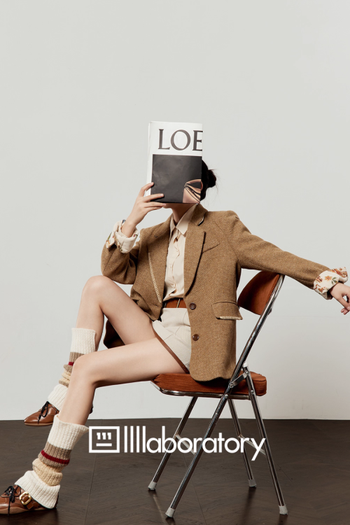 Retro Light Camel Jacket / Apricot Shirt / Mini Skirt