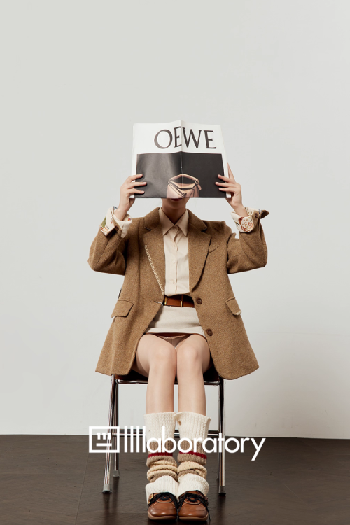 Retro Light Camel Jacket / Apricot Shirt / Mini Skirt