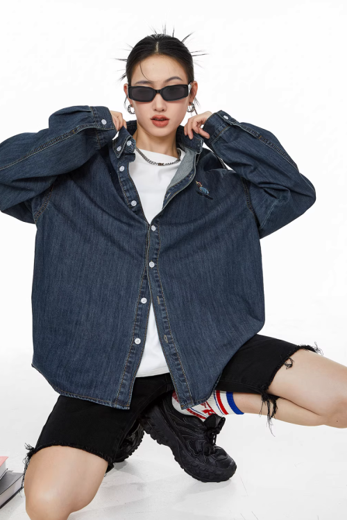 Retro Loose Silhouette Denim Shirt