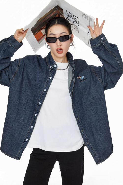 Retro Loose Silhouette Denim Shirt