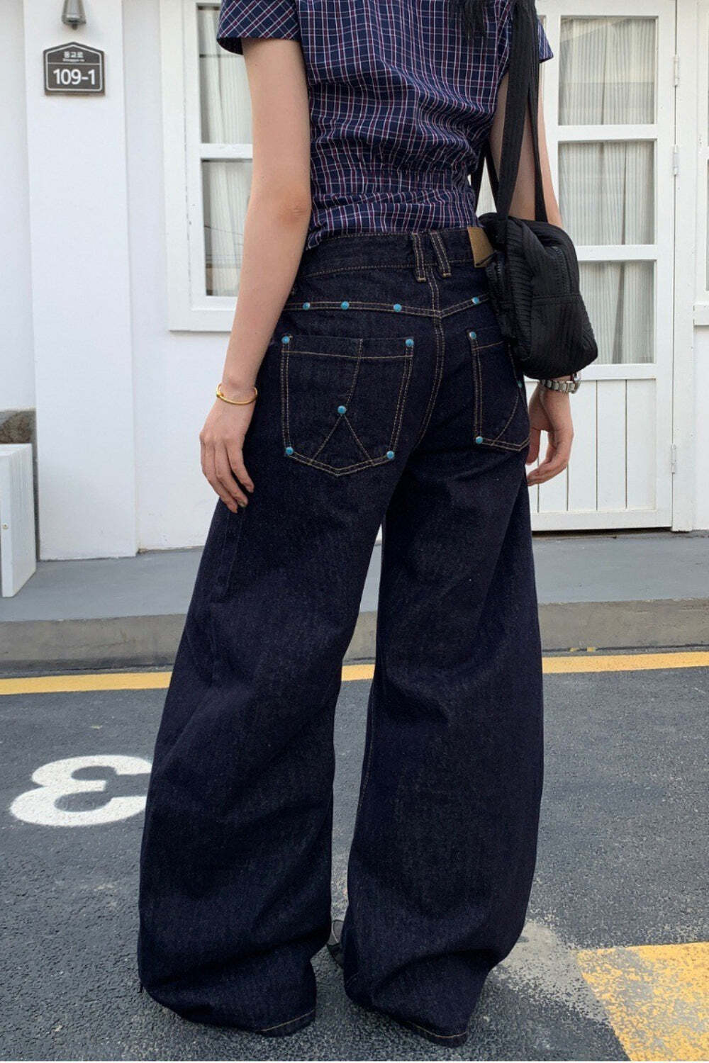 Retro Solid Diamond Accent Wide Leg Jeans Retro Solid Diamond Accent Wide Leg Jeans