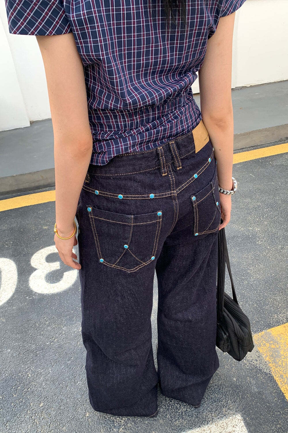 Retro Solid Diamond Accent Wide Leg Jeans