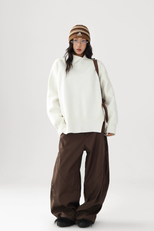 Retro Split Pullover Knit