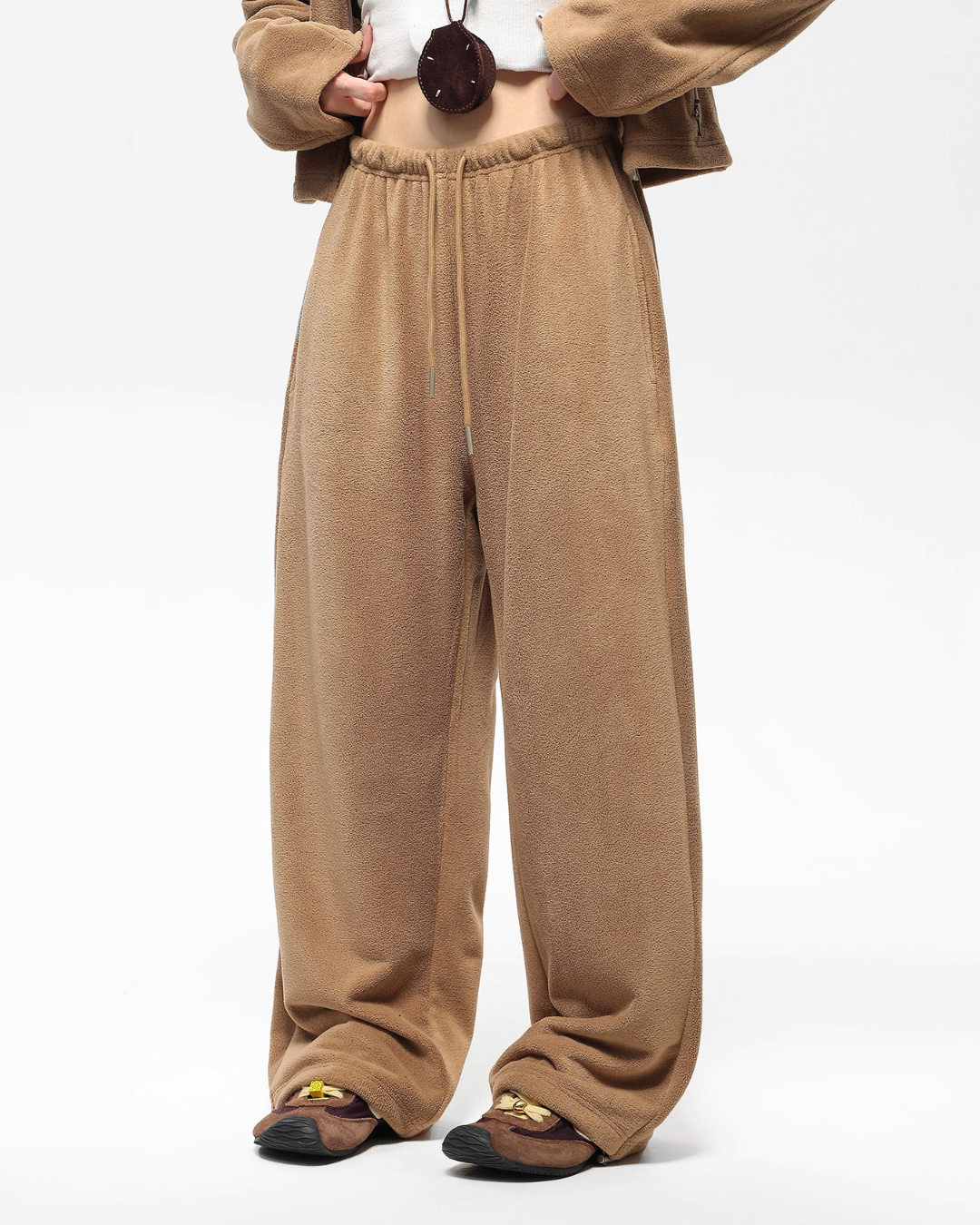 Retro Stand Collar Short Jacket / Sweatpants Retro Stand Collar Short Jacket / Sweatpants