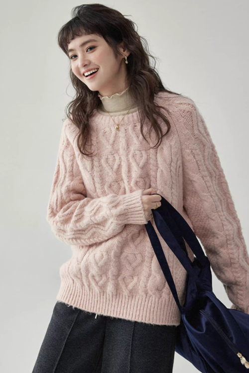 Round Neck Cable Knit Top