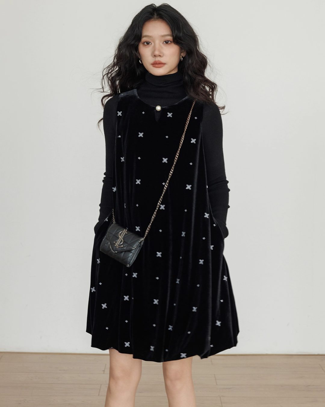 Round Neck Embroidered Vest Dress Round Neck Embroidered Vest Dress