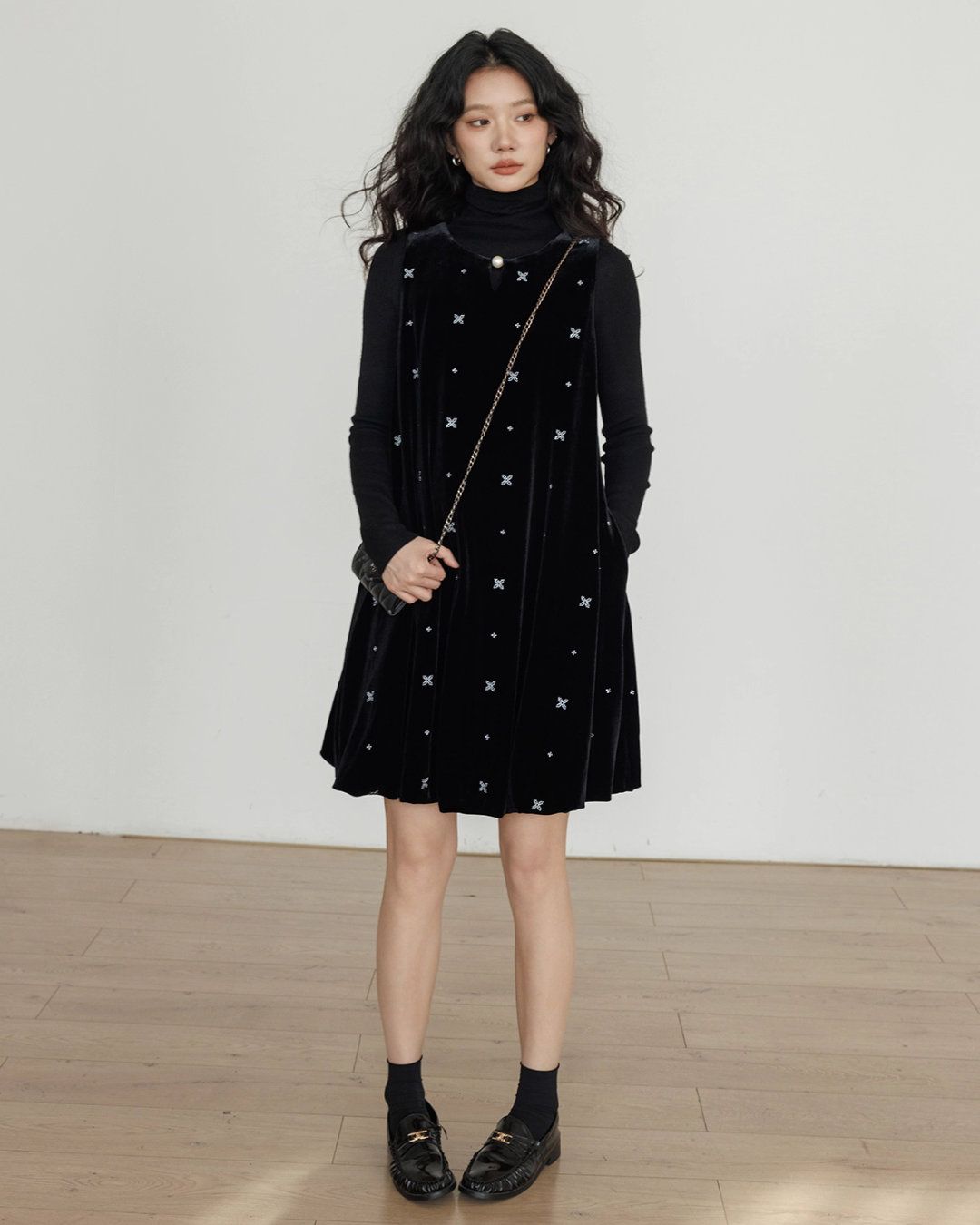 Round Neck Embroidered Vest Dress Round Neck Embroidered Vest Dress