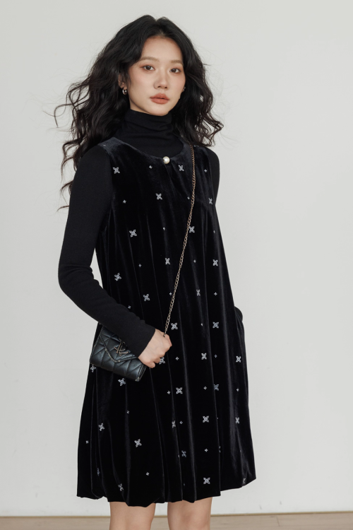 Round Neck Embroidered Vest Dress