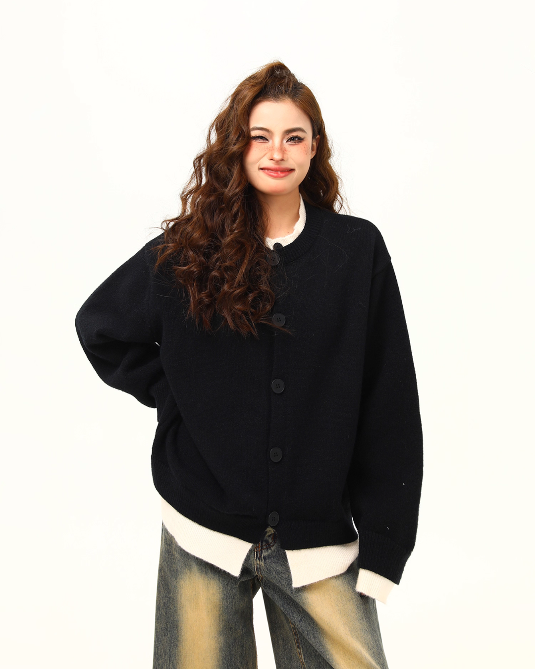 Round Neck Knit Cardigan Round Neck Knit Cardigan