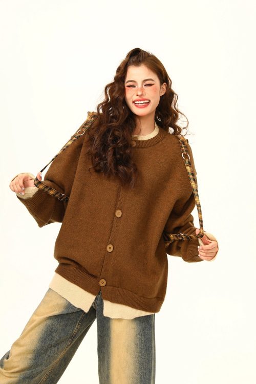 Round Neck Knit Cardigan